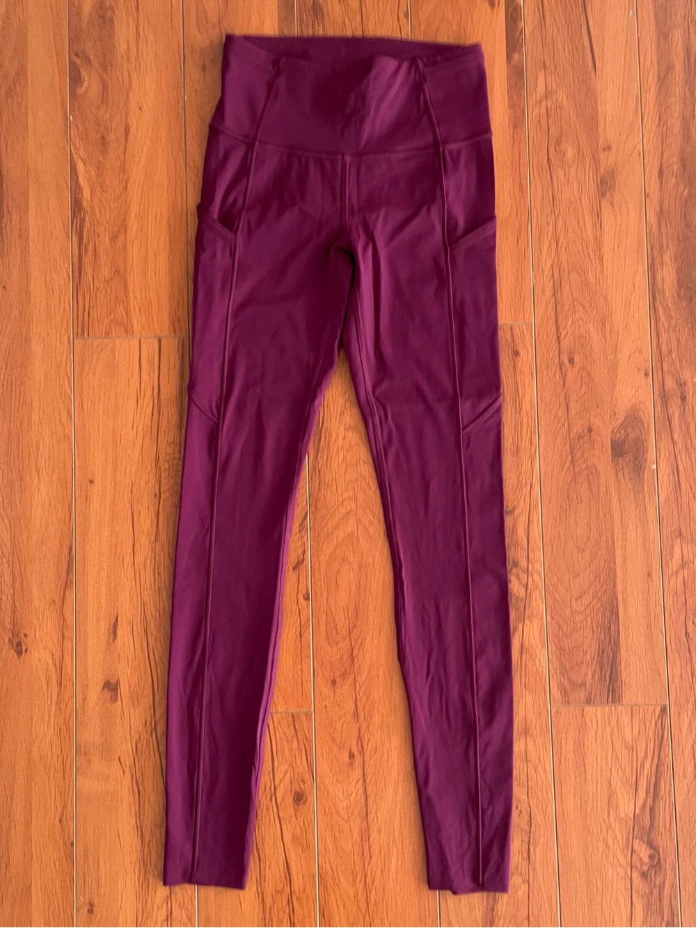 Lululemon fast and frees - barely worn